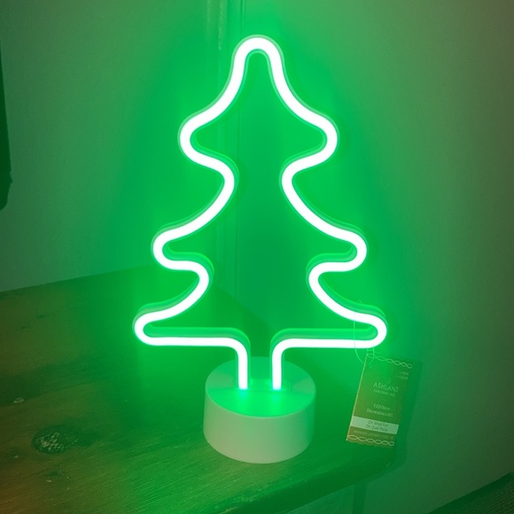 NWT 11” Battery Operated LED Light Up Neon Green Christmas Tree Decoration Light - Picture 14 of 14